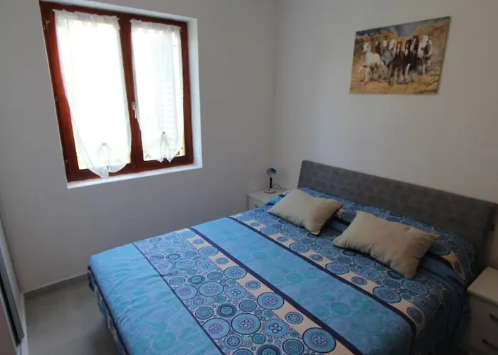 In - Insel Krk 34805 شقة *